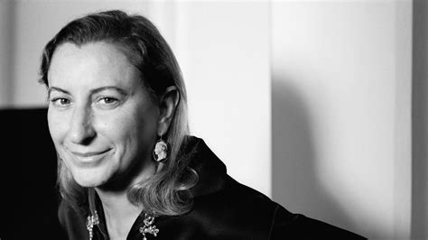 il nome della stilista a capo dell'impero prada|Miuccia Prada: la nostra intervista a una designer speciale.